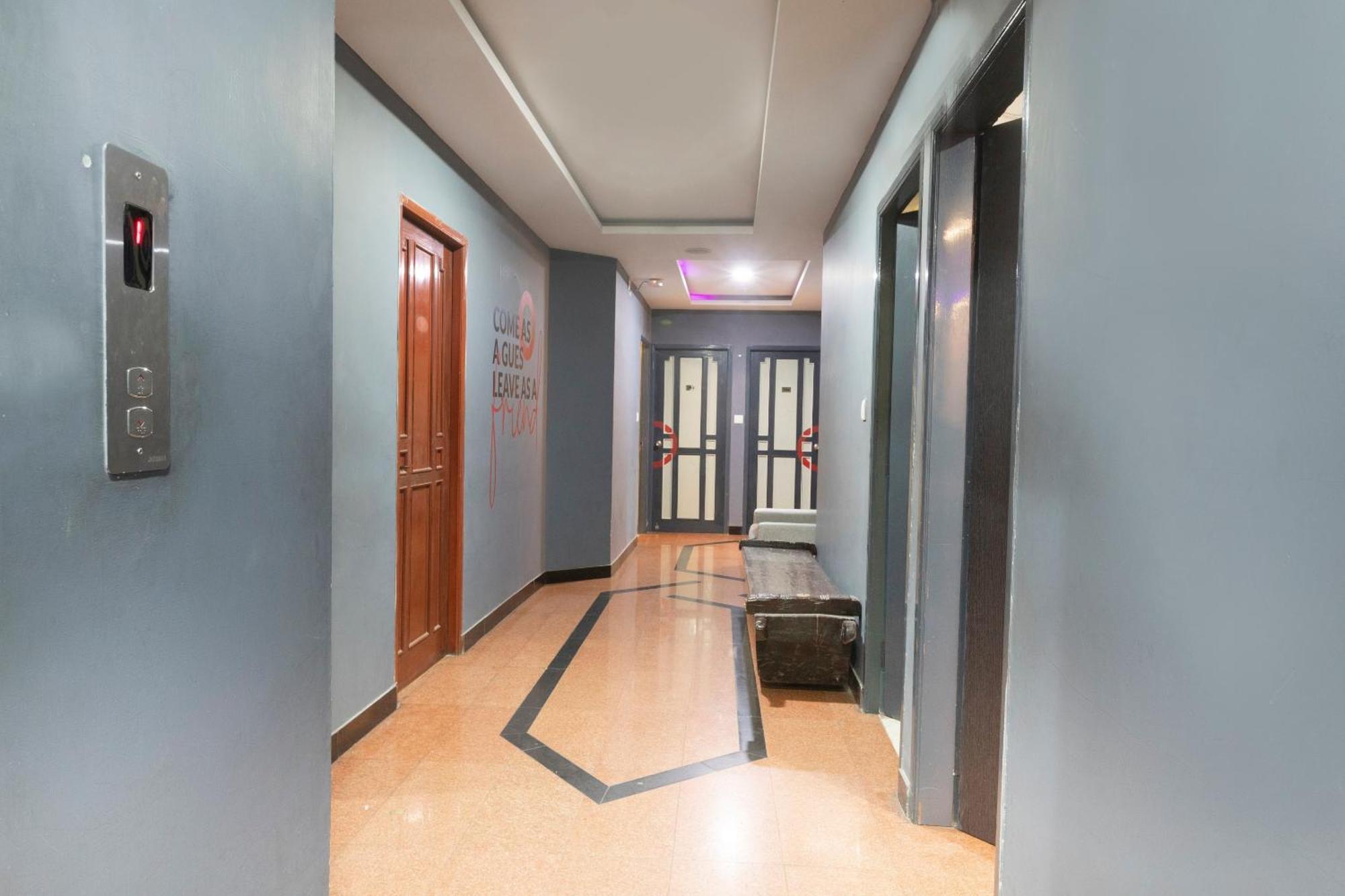 Collection O Santhome Residency Near Marina Beach Ченай Екстериор снимка