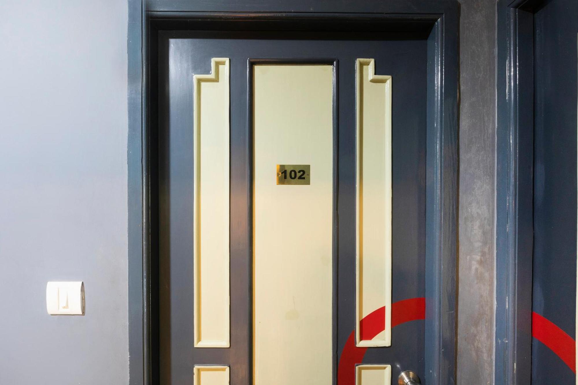 Collection O Santhome Residency Near Marina Beach Ченай Екстериор снимка
