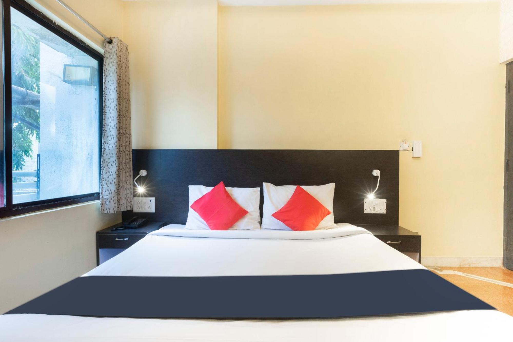 Collection O Santhome Residency Near Marina Beach Ченай Екстериор снимка
